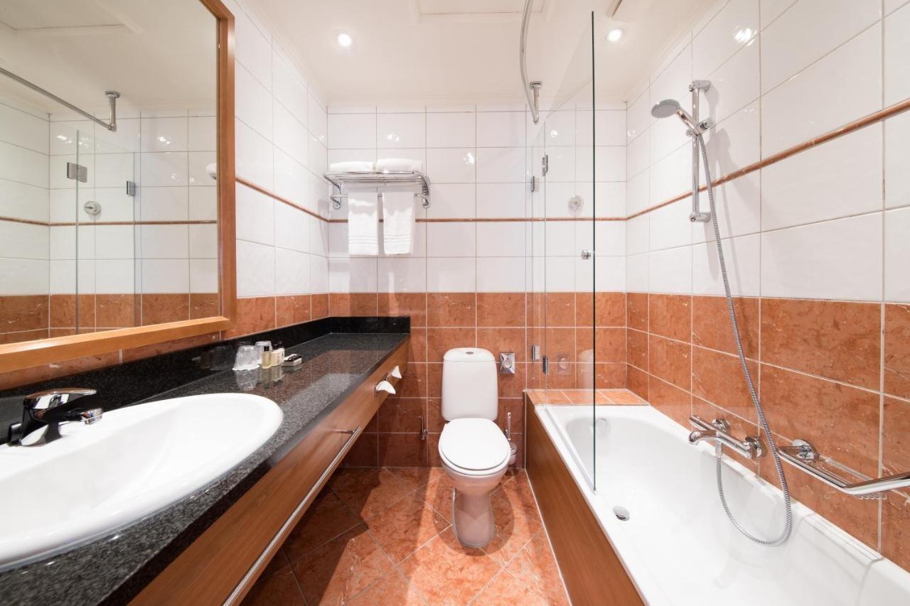 Bilderberg Grand Hotel Wientjes Zwolle  Bagian luar foto